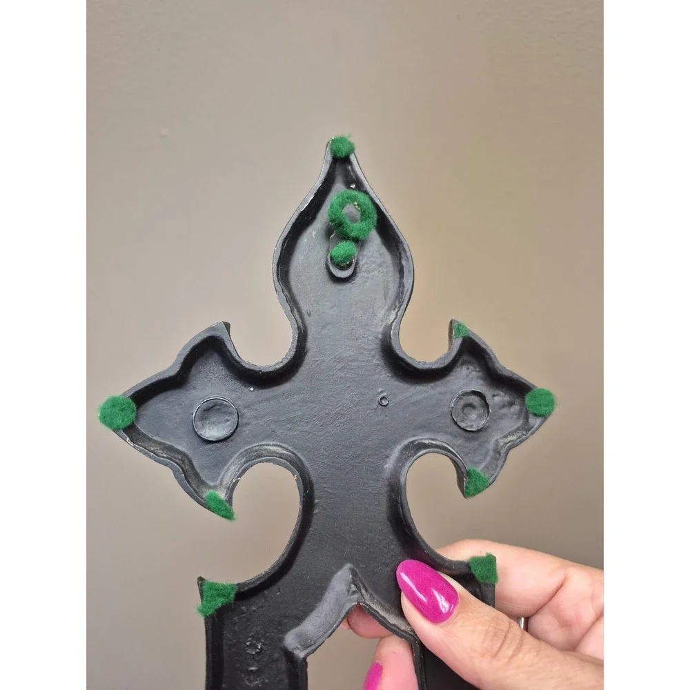 Vintage Gothic Cast Metal Wall Sconce Candle Holder Fleur De Lis Gold Black 17